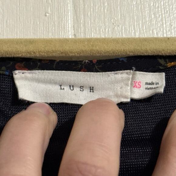 LUSH xs floral mini dress - Picture 2 of 5